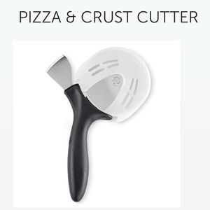 New Pampered Chef Pizza and Crust Cutter
